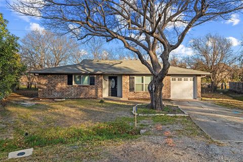 800 Howell Drive Coppell TX 75019