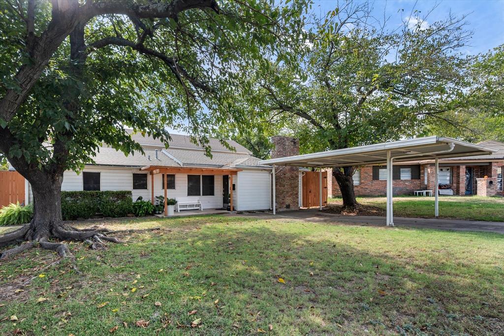 2548 Wood Valley Place