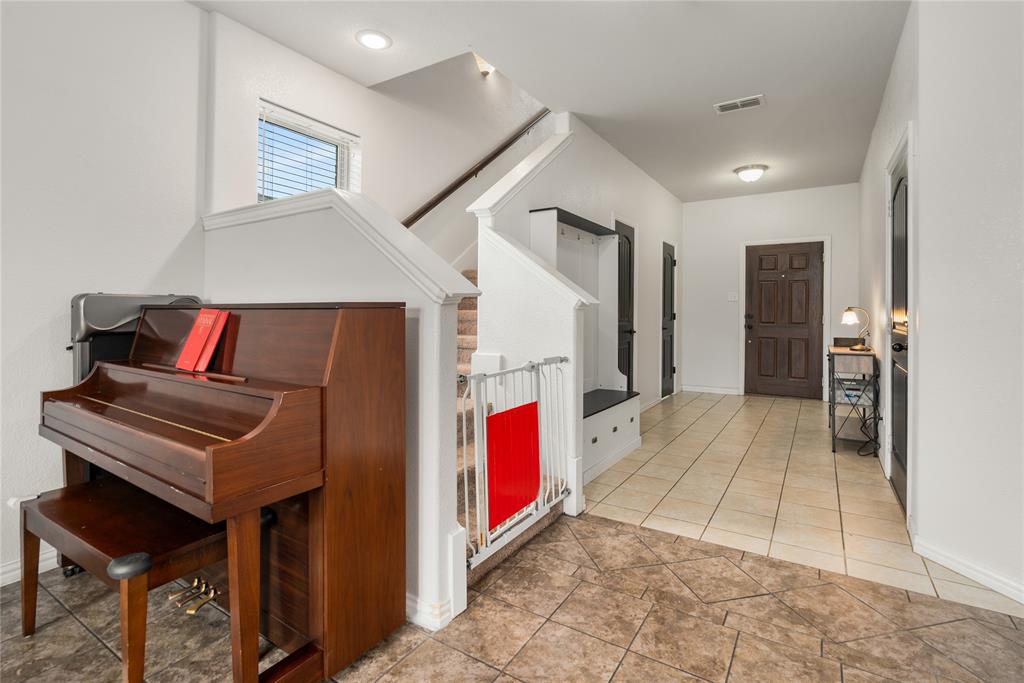 2841 Pacifico Way