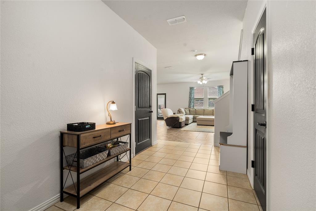 2841 Pacifico Way