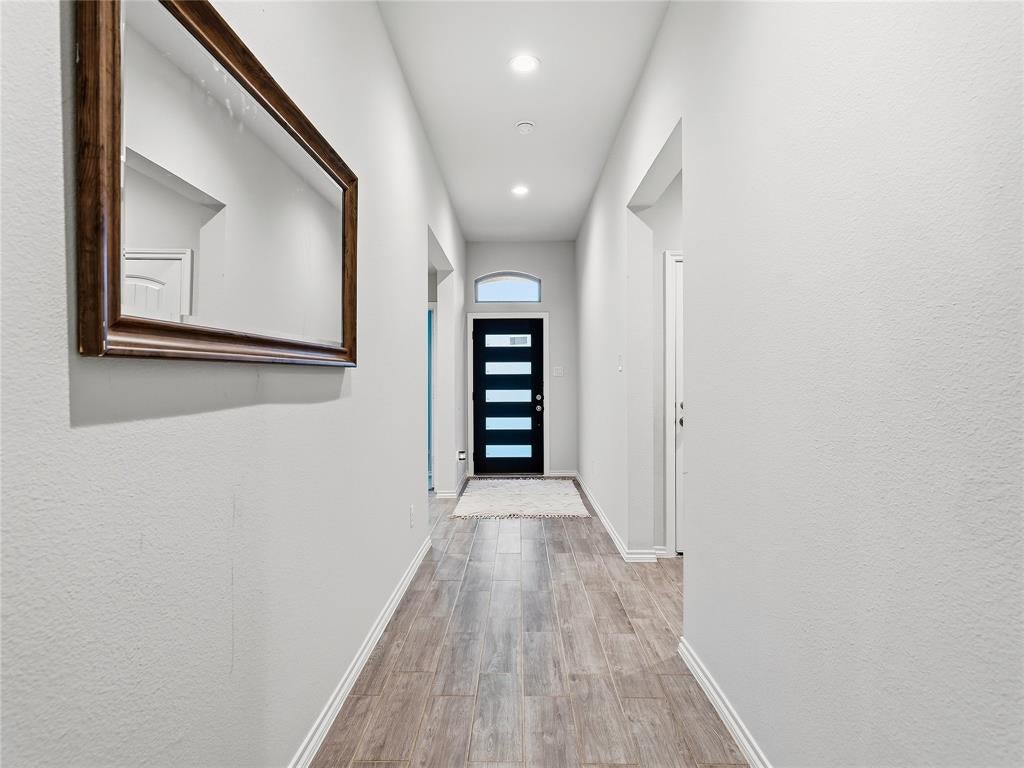 635 Frio Lane