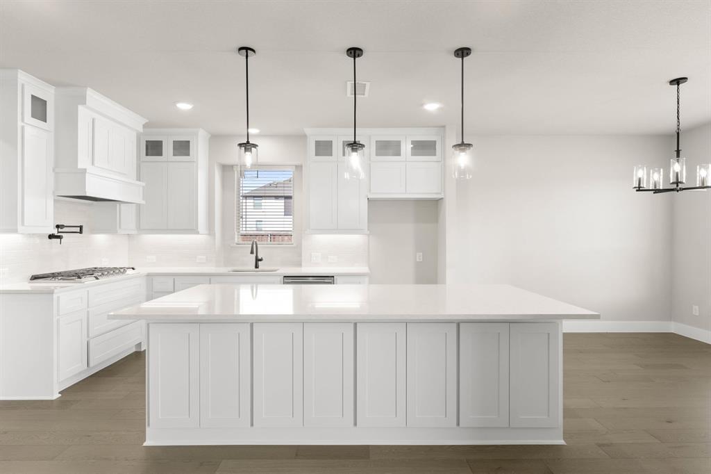 Broadmoor Estates - Residential