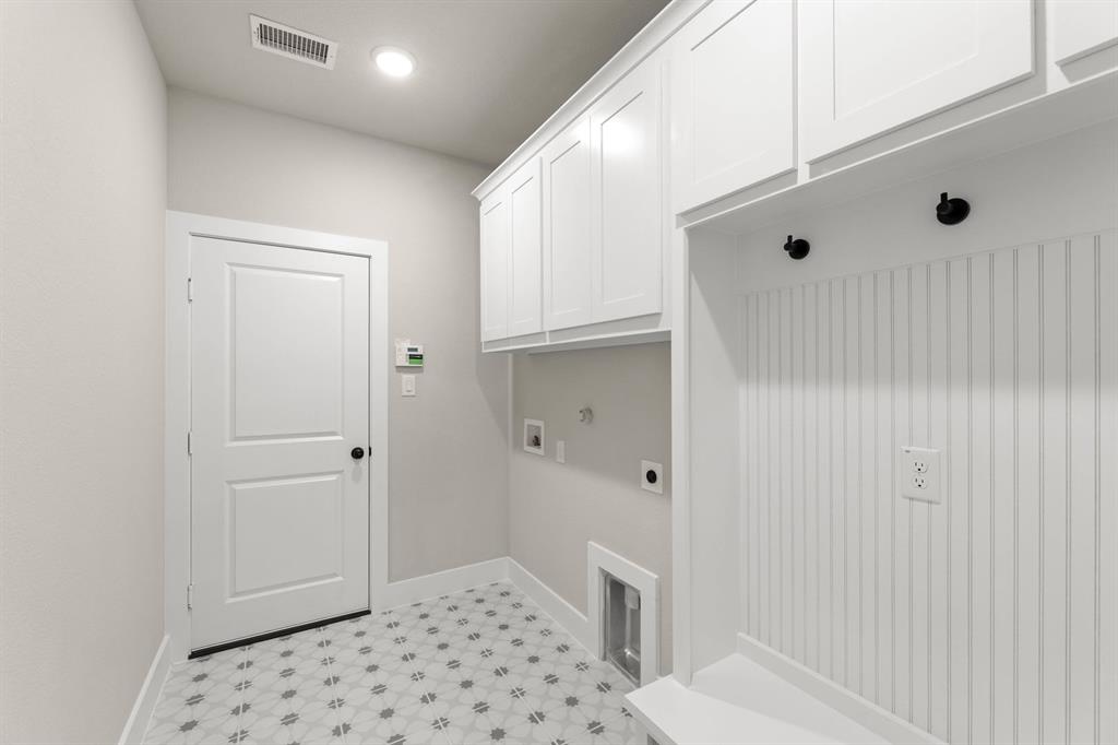 Broadmoor Estates - Residential