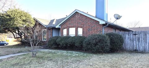 1415 Kynette Drive Euless TX 76040