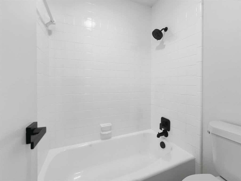 Thicket Condos - Residential Lease