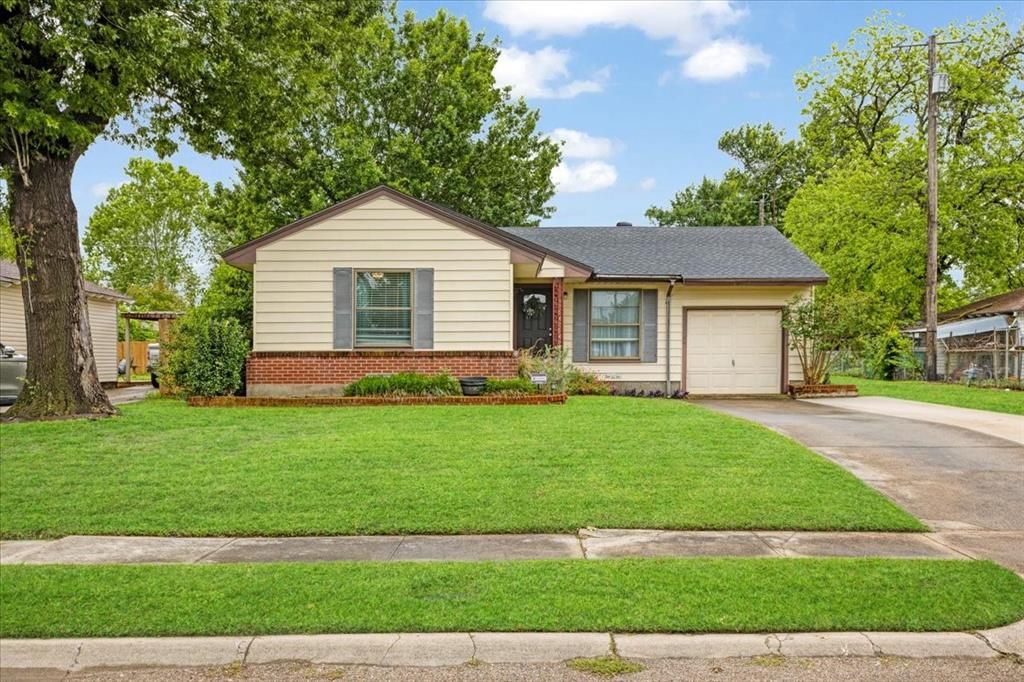 Photo of 1668 Murray Drive, Garland, TX 75042 (MLS # 21249489)