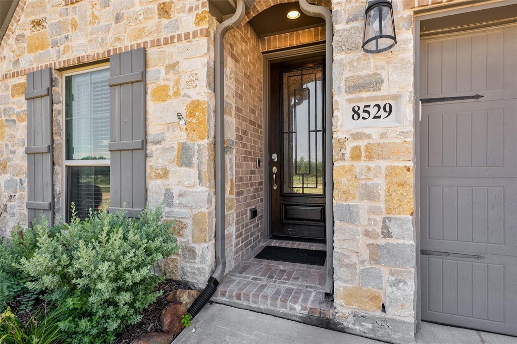 8529 White River Trail