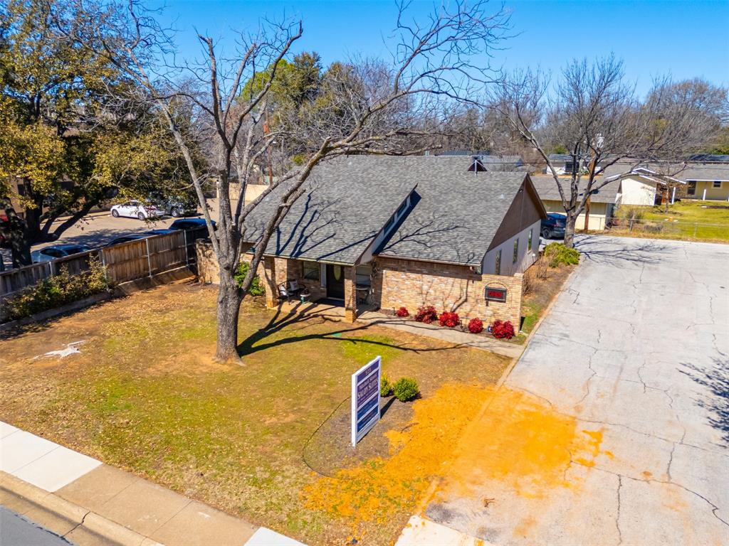 Medlin O Add - Commercial Lease