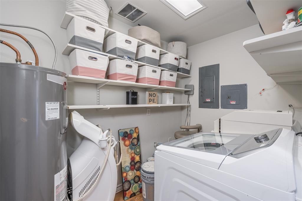 Medlin O Add - Commercial Lease