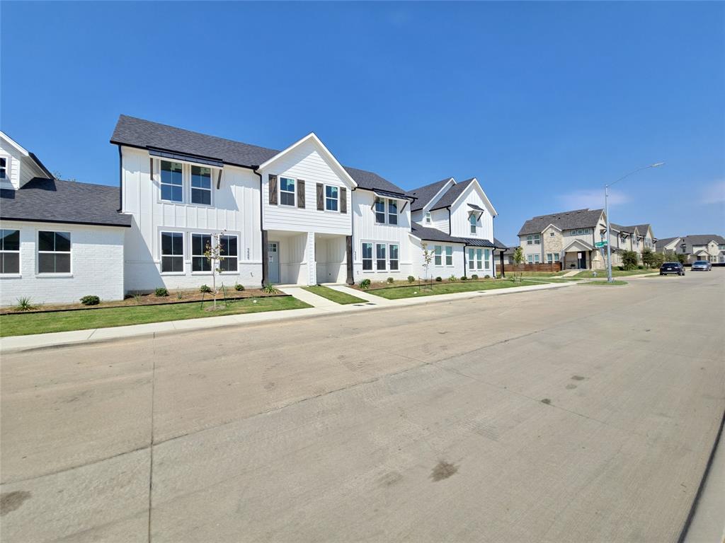 9569 Thorncrown Lane
