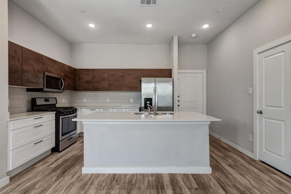 Residences At Jeans Creek, The - Residential