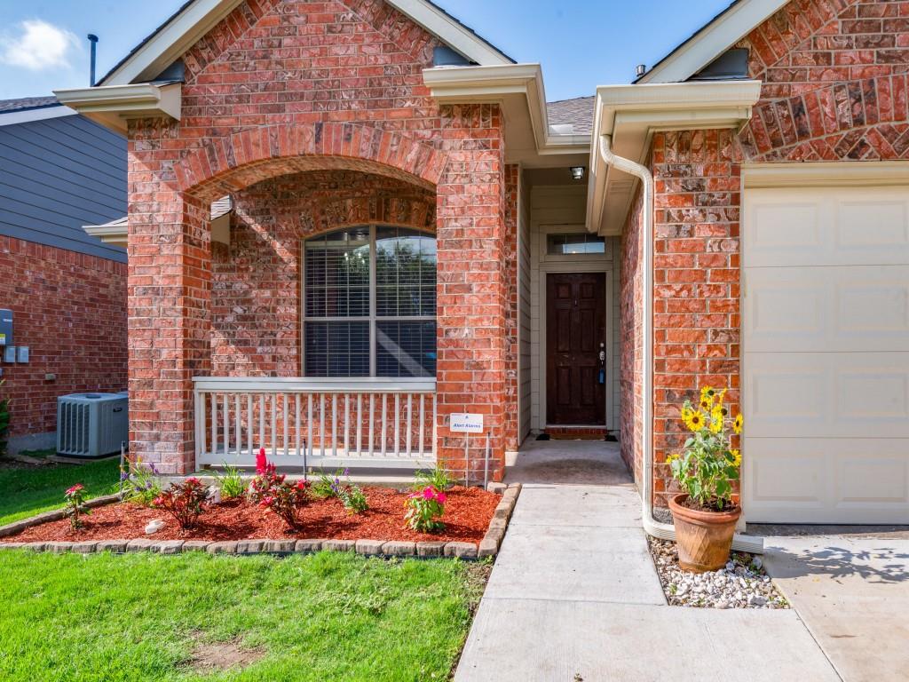 1109 Acacia Drive
