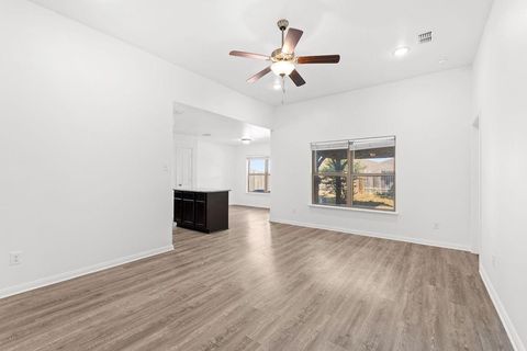 Tiny photo for 1415 Barrel Drive, Dallas, TX 75253 (MLS # 21197710)