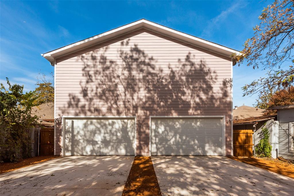 Dallas Land & Loan 03 - Residential Income