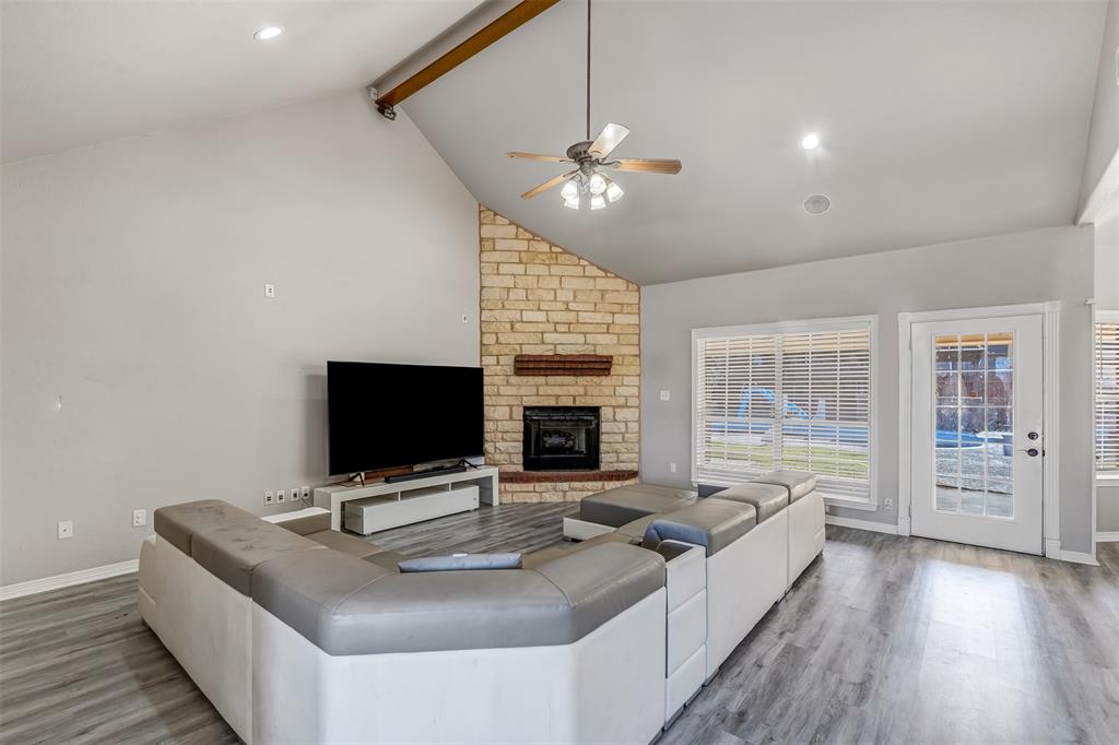 1466 Oakwood Drive