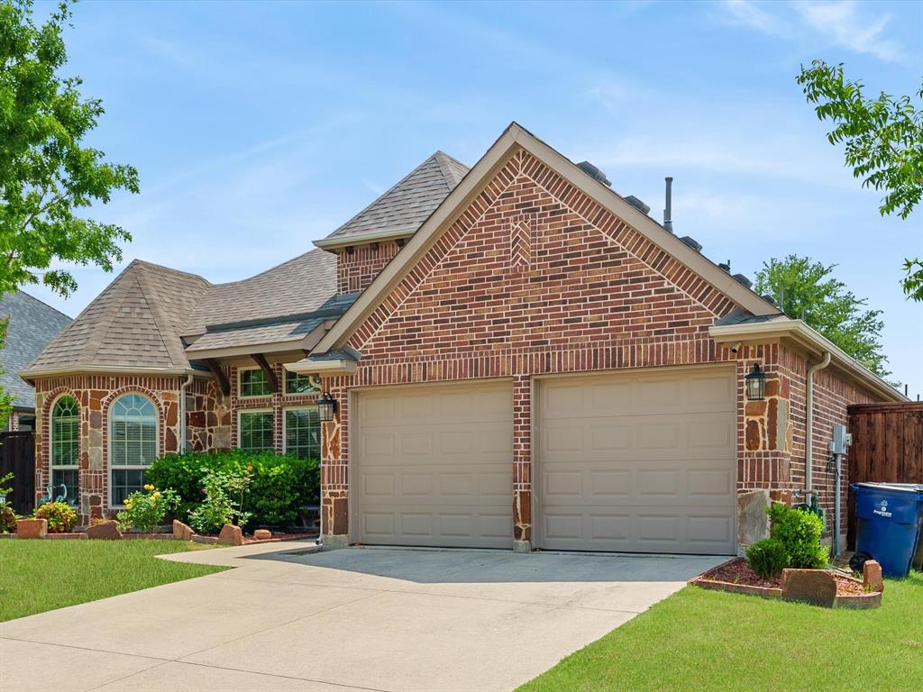 9675 Crown Ridge Drive