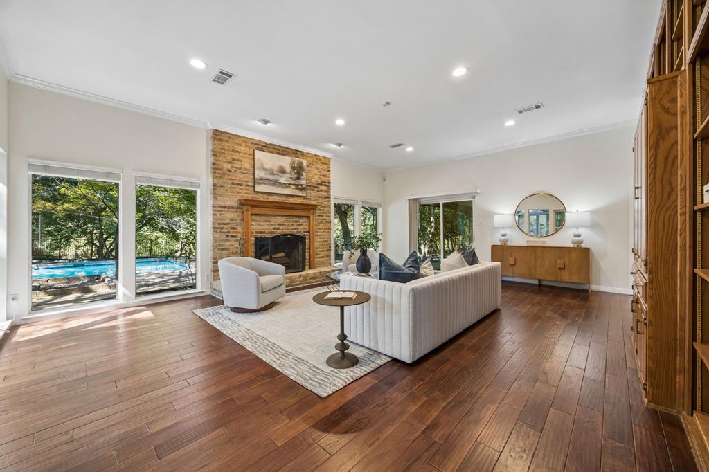 6542 Clearhaven Circle