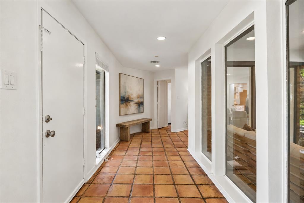6542 Clearhaven Circle