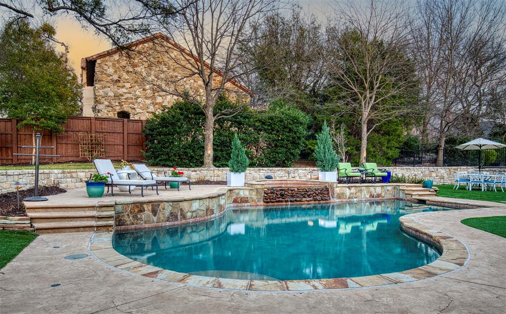 Latera Ph One - Residential