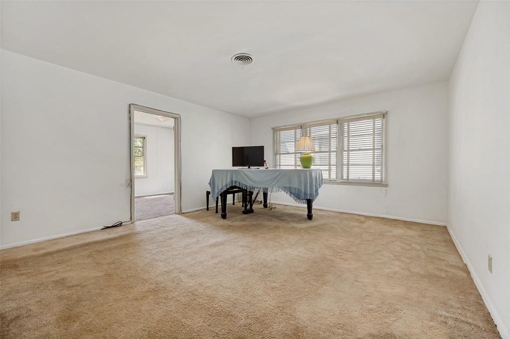 4123 Huckleberry Circle