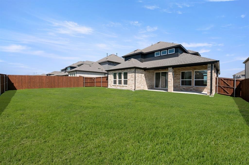 3718 Milwaukee Avenue