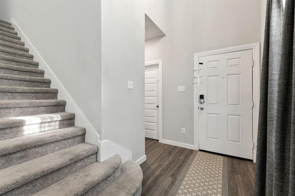 2824 Lolita Way