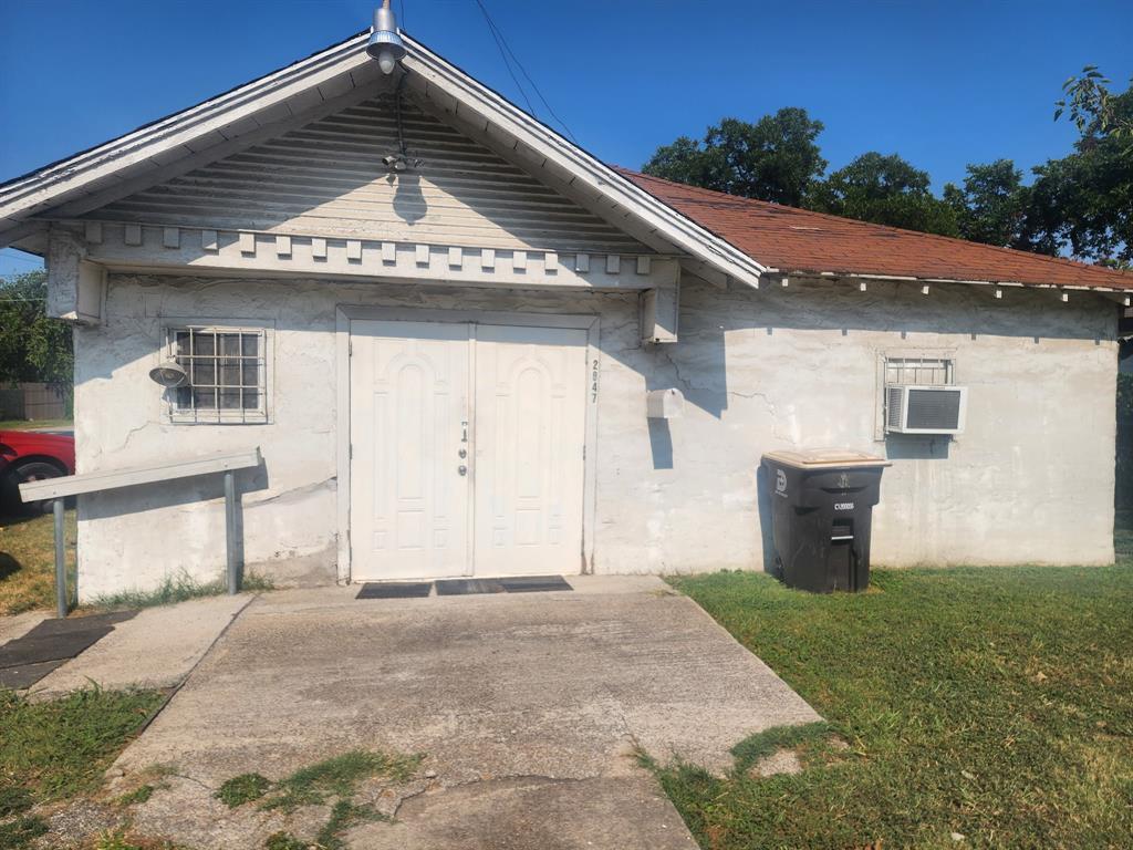 2847 S Marsalis Avenue