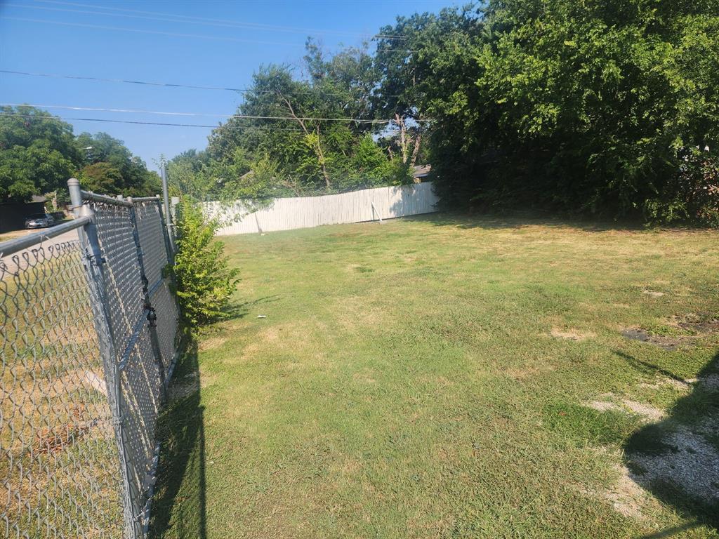 2847 S Marsalis Avenue