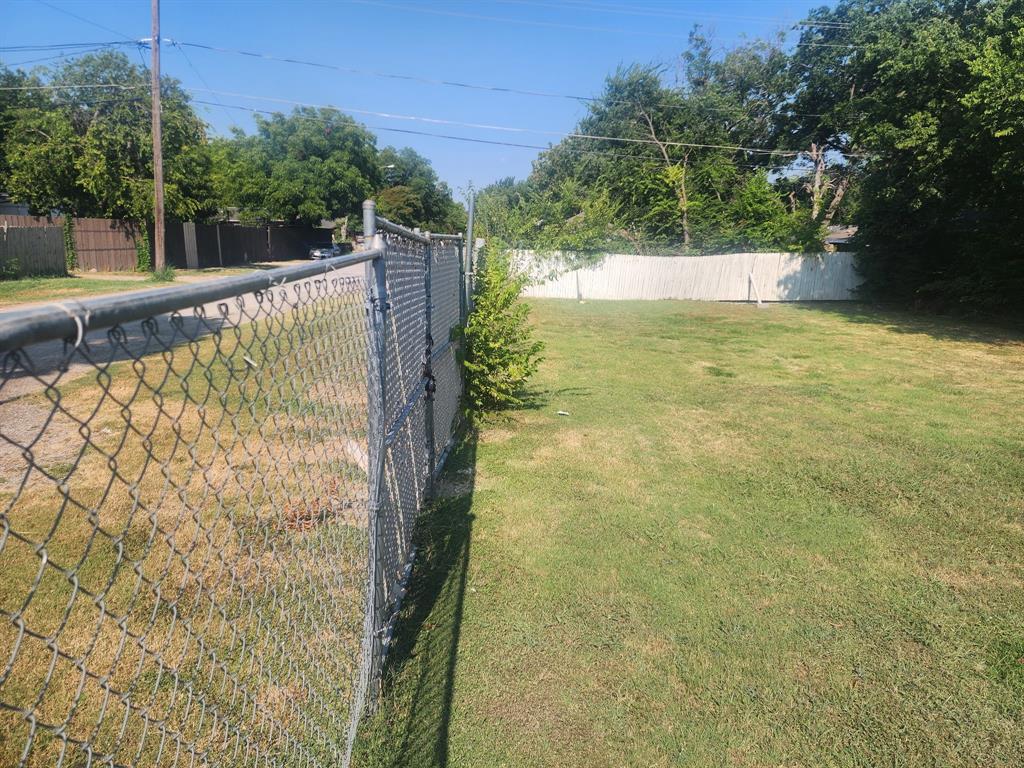 2847 S Marsalis Avenue