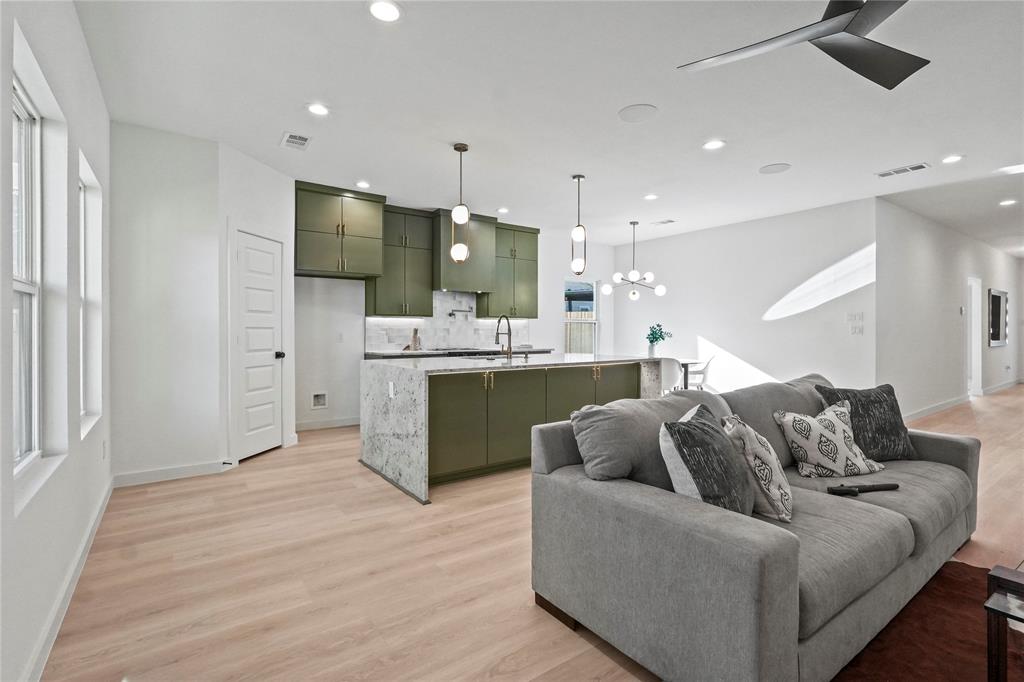 Fordham Heights Rev - Residential