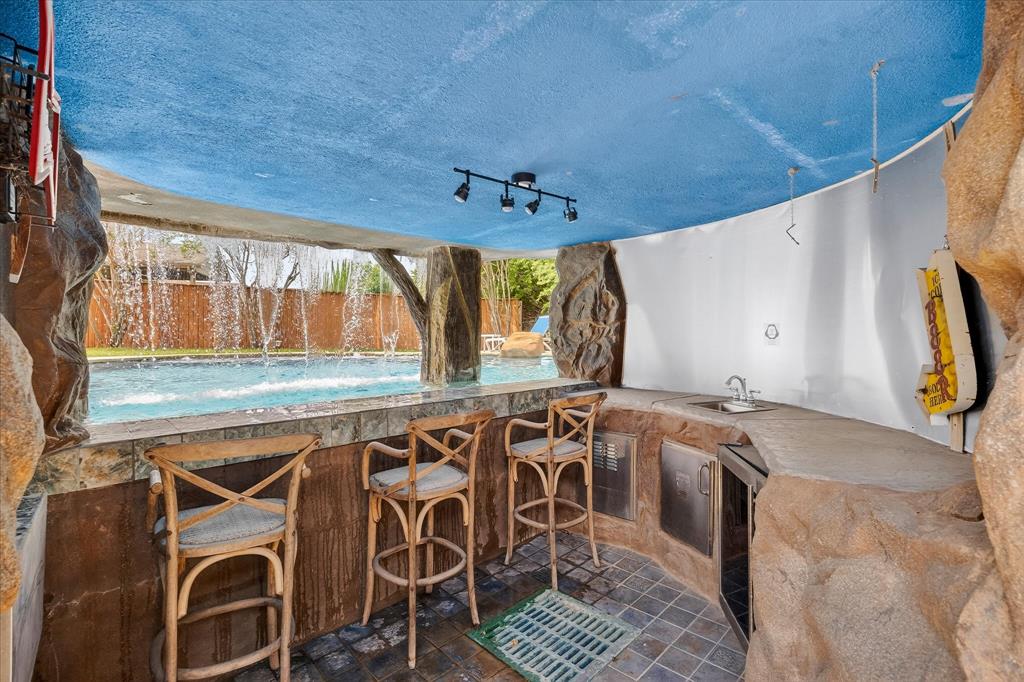 3676 Hawthorne Trail