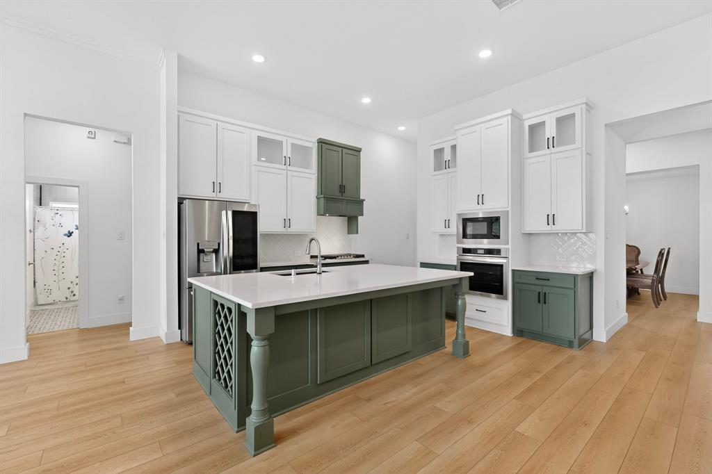 1814 Briarwood