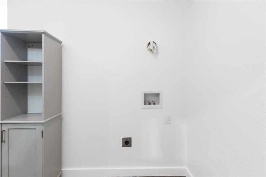 Rio Escondido - Residential