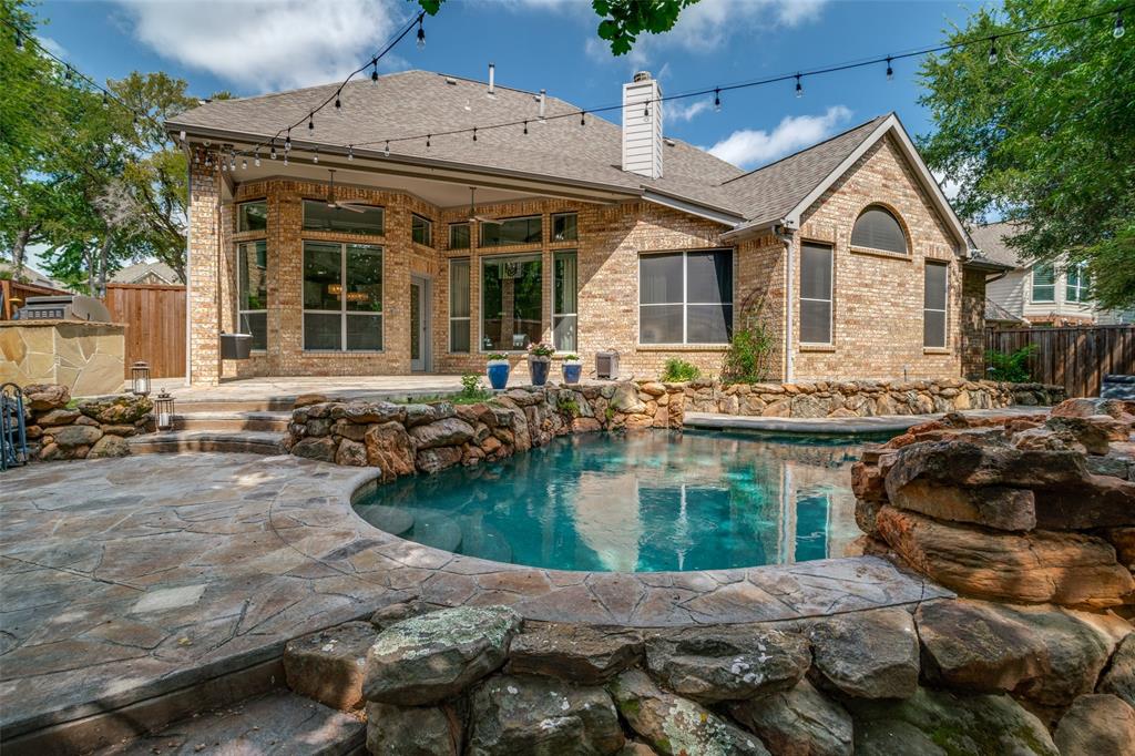 8104 Greensboro Drive