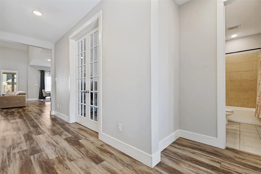 1221 Whitewing Dove Drive