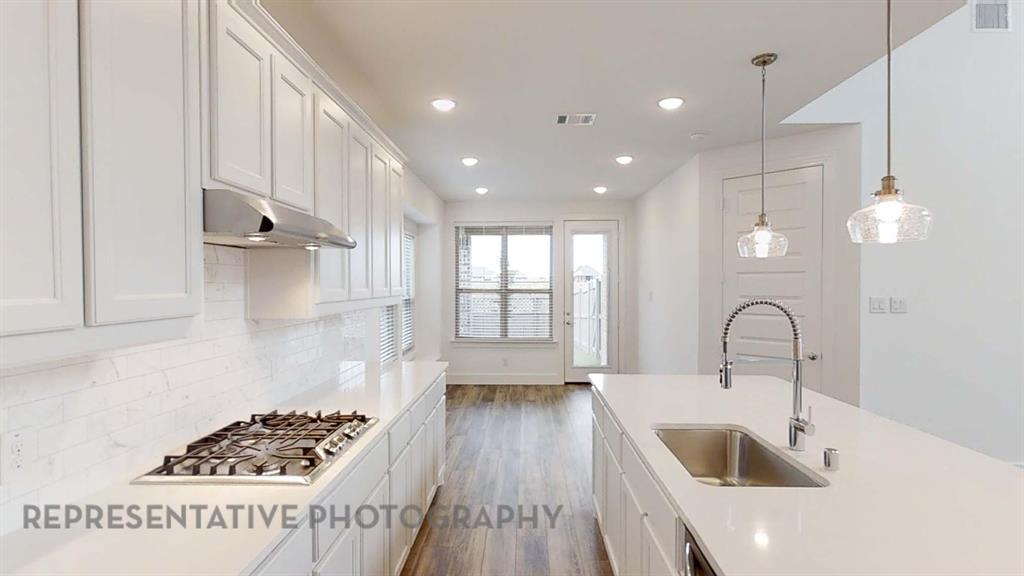 1132 Rosemary Lane
