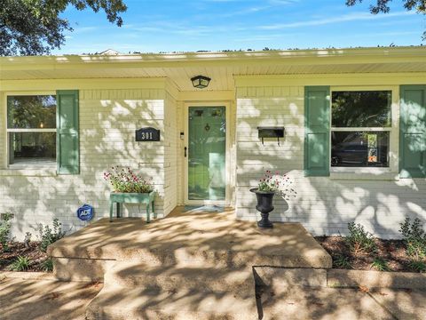 A home in DeSoto