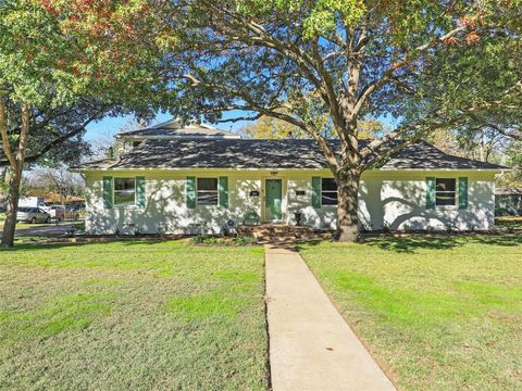 A home in DeSoto