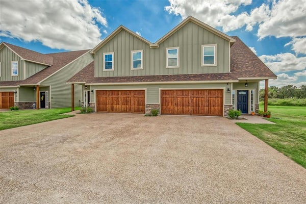 106 EAGLE MEADOW DR, WEATHERFORD, TX 76087 - Image 99eda98a84aa2c8495ff80b105507b01/2003398048