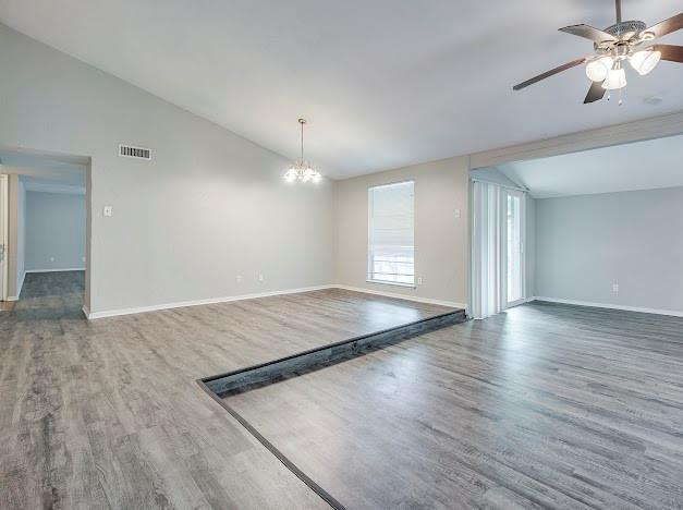 Woodlake 4 - Residential