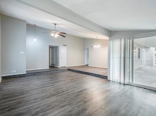 Woodlake 4 - Residential