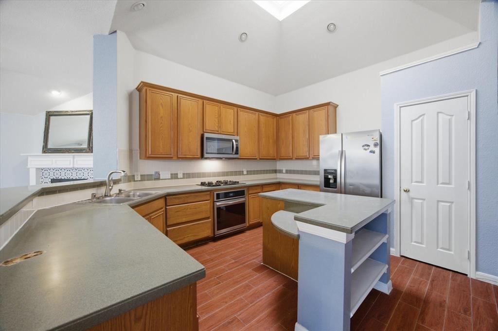Villages Of Lake Forest Ph II - Residential