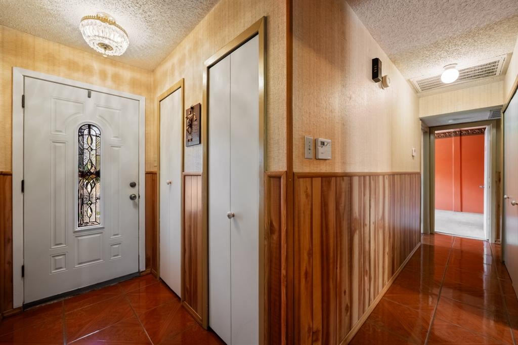1706 Eastcliff Drive