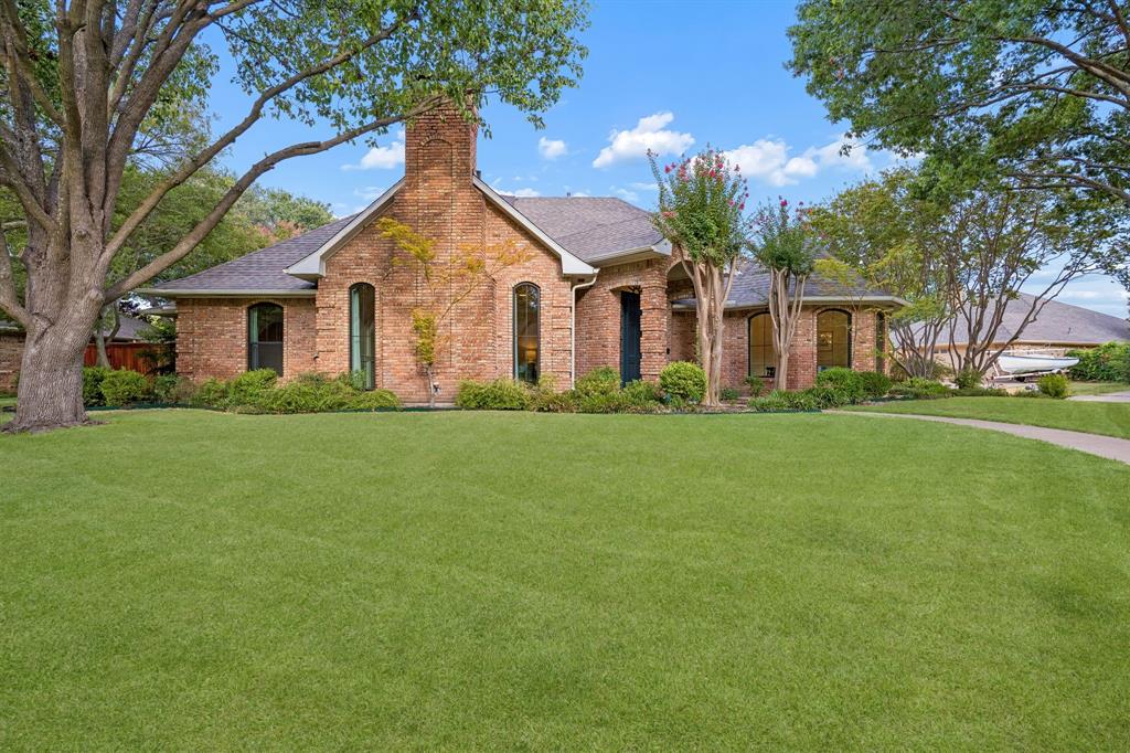 2112 Brandeis Drive