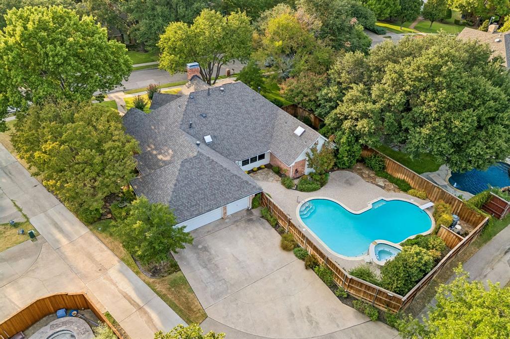 2112 Brandeis Drive
