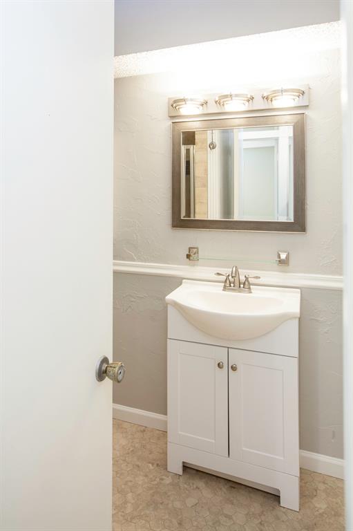 Lewisville, Texas 75077, United States, 3 Bedrooms Bedrooms, ,2 BathroomsBathrooms,Residential,Active,183024