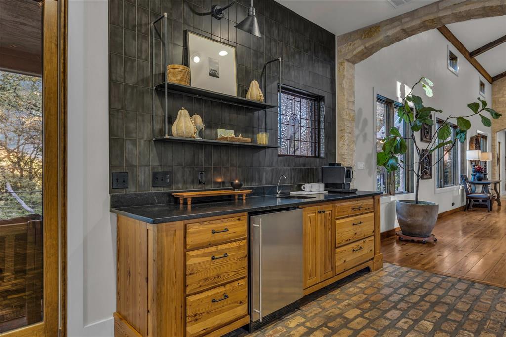 Eaton A P - Residential