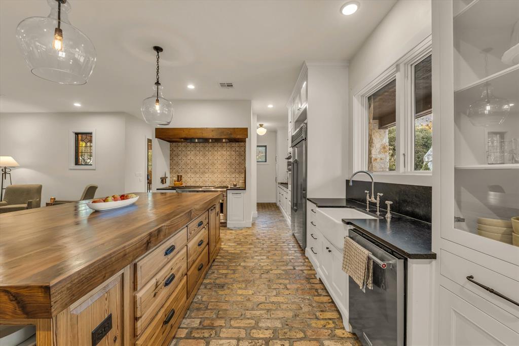 Eaton A P - Residential