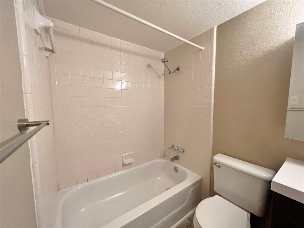 Knapp & Delk Add - Residential Lease