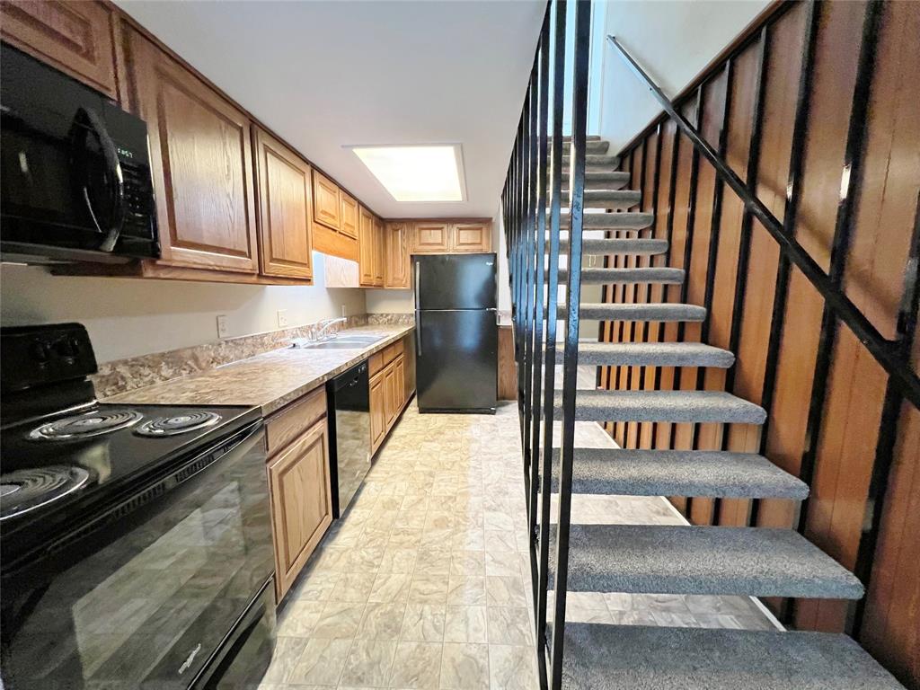 Knapp & Delk Add - Residential Lease